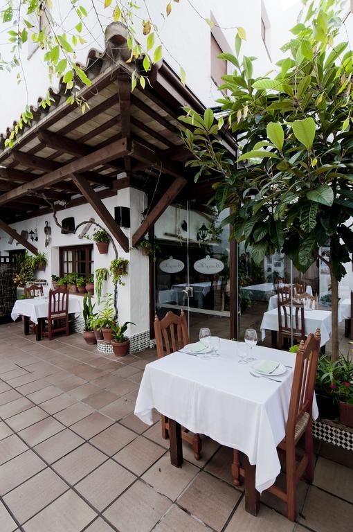 Hotel Restaurante Blanco Y Verde Conil De La Frontera Εξωτερικό φωτογραφία